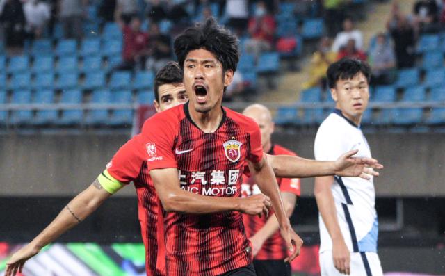 海港靠土炮迎复赛后最大胜利 两小将斩中超首球